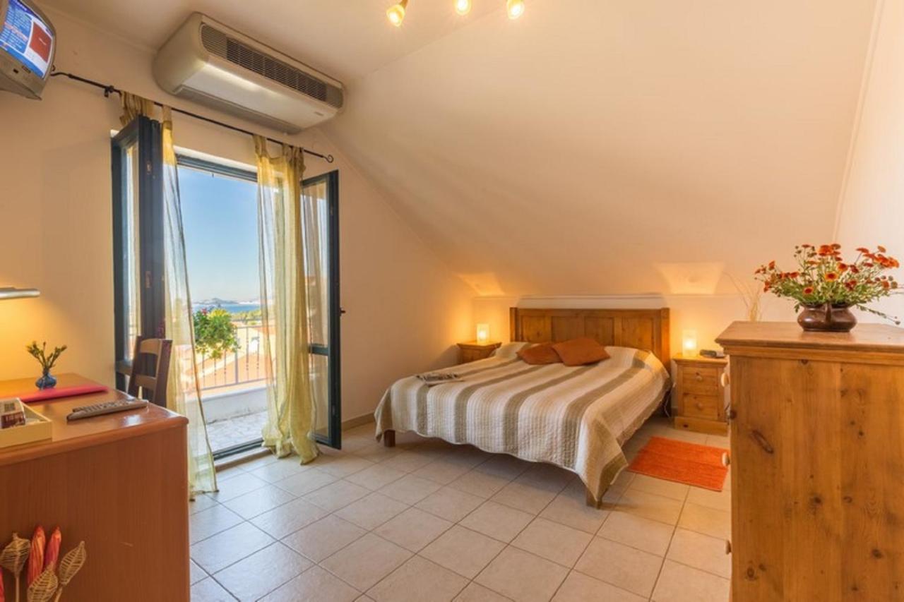 فندق Castelletto تْسافتات المظهر الخارجي الصورة